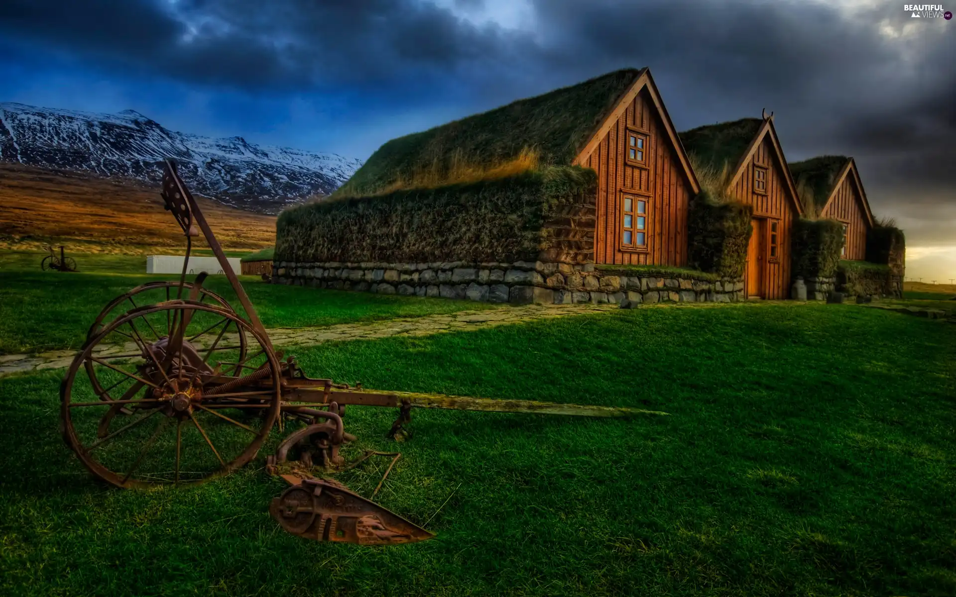 Equipment, grass, Houses, machines, Mountains