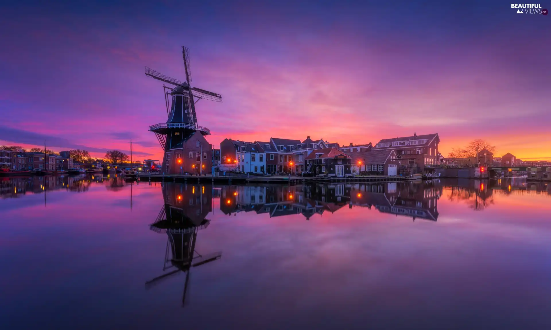 Houses, De Adriaan Windmill, Haarlem City, Netherlands, Sunrise, Spaarne River