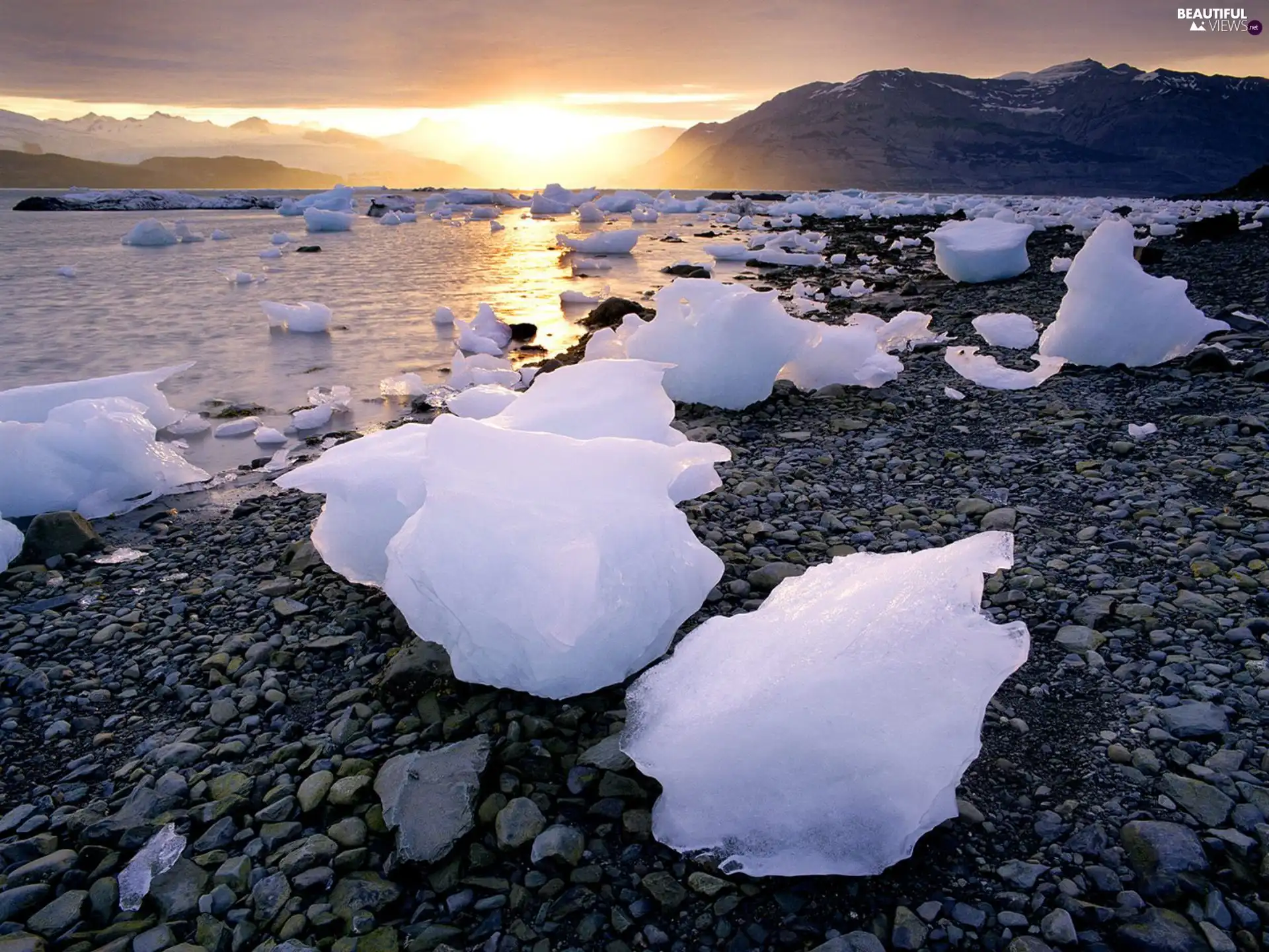 Great Sunsets, Stones, Icecream, lake