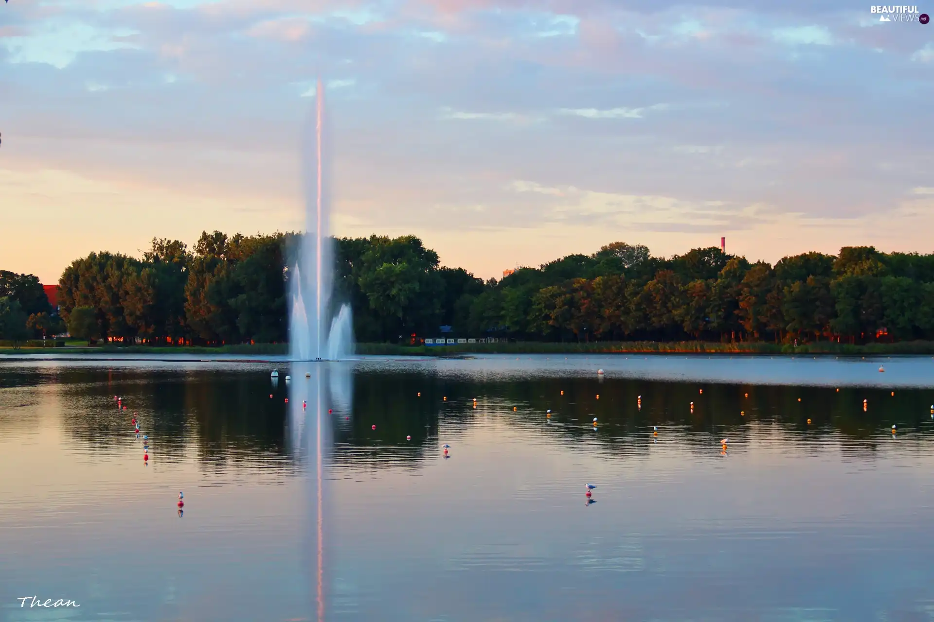 Poznań, fountain, Lake Malta