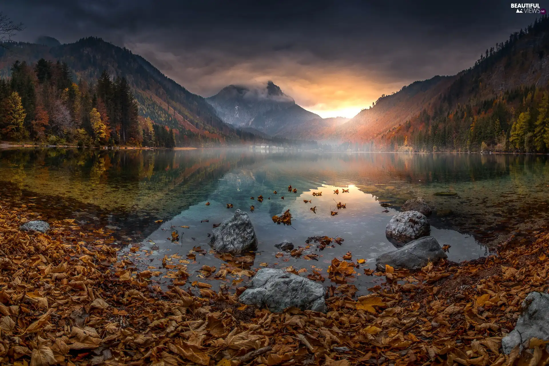 Mountains, Langbathseen Lake, autumn, Austria, Great Sunsets, Leaf