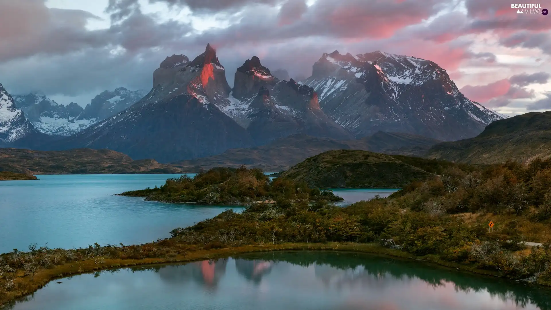 Patagonia, Chile, Mountains of Torres del Paine, Snowy, Bush, Torres del Paine National Park, lake, clouds, peaks