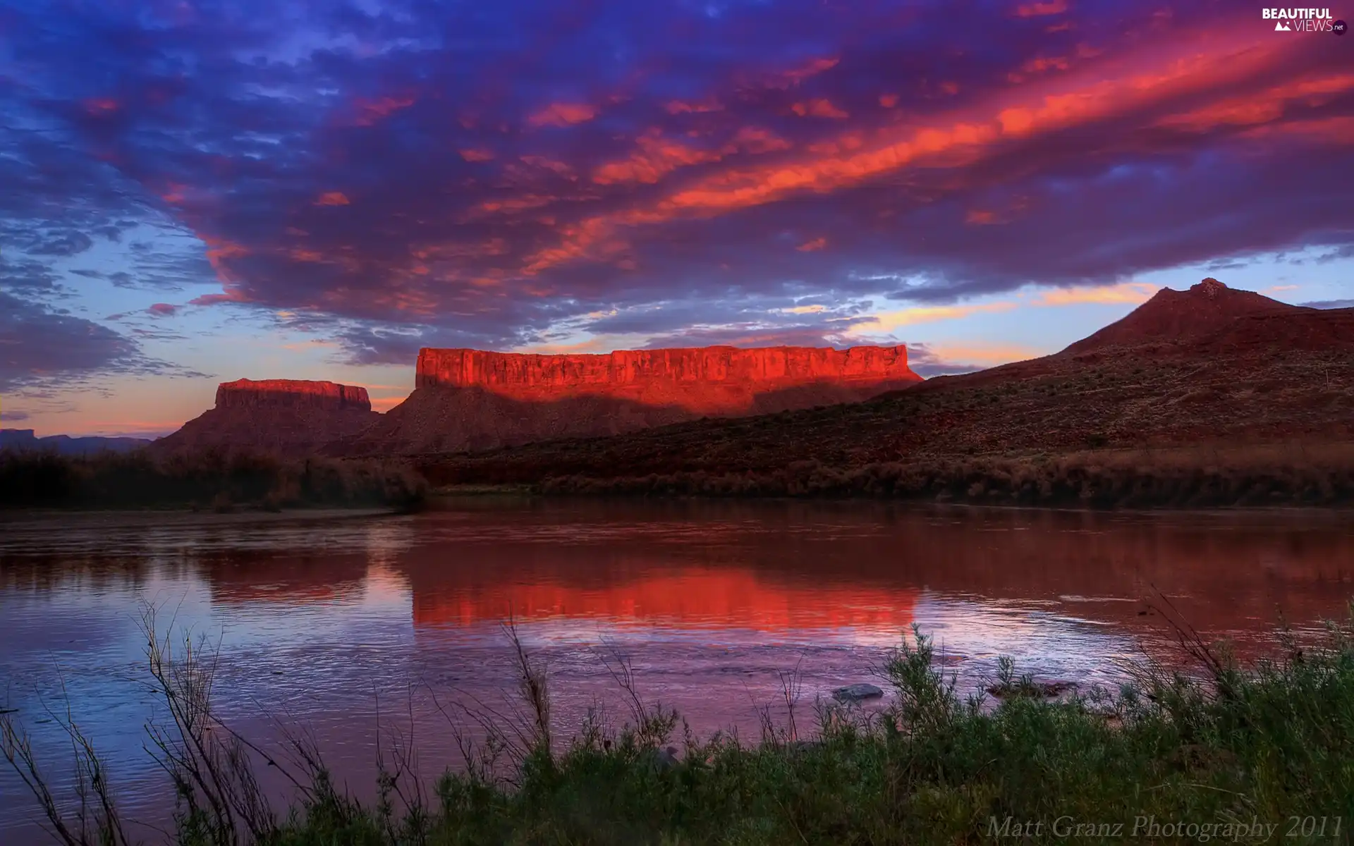 red hot, glow, Mountains, Sky, lake