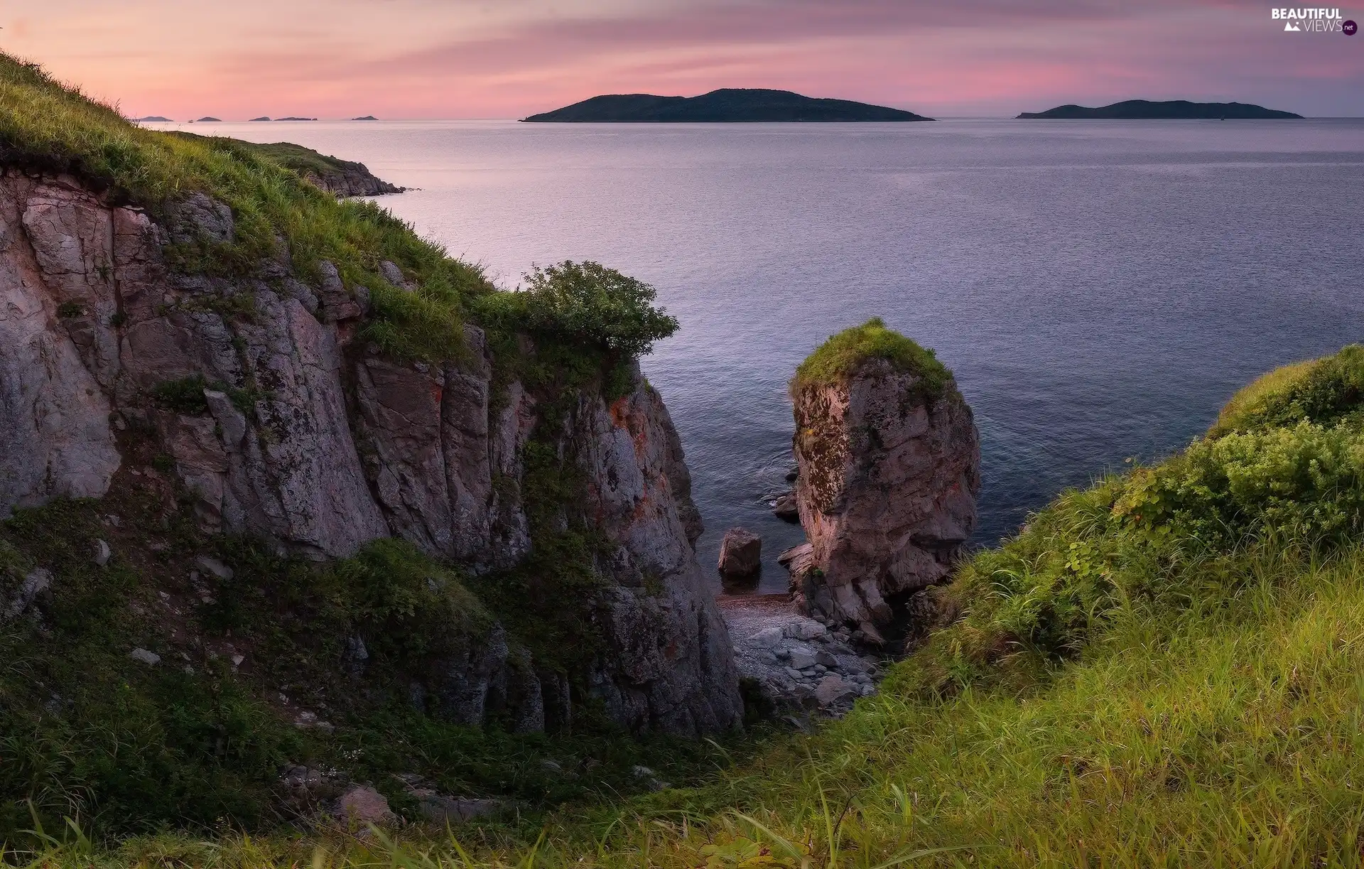 dawn, rocks, grass, sea