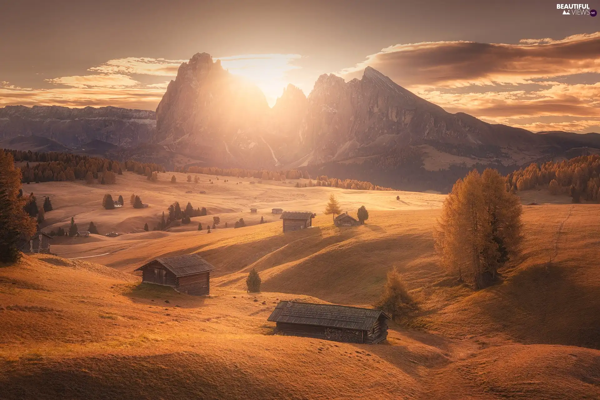 Houses, Val Gardena Valley, Dolomites, viewes, The Hills, Seiser Alm Meadow, Sassolungo Mountains, Italy, trees, Sunrise