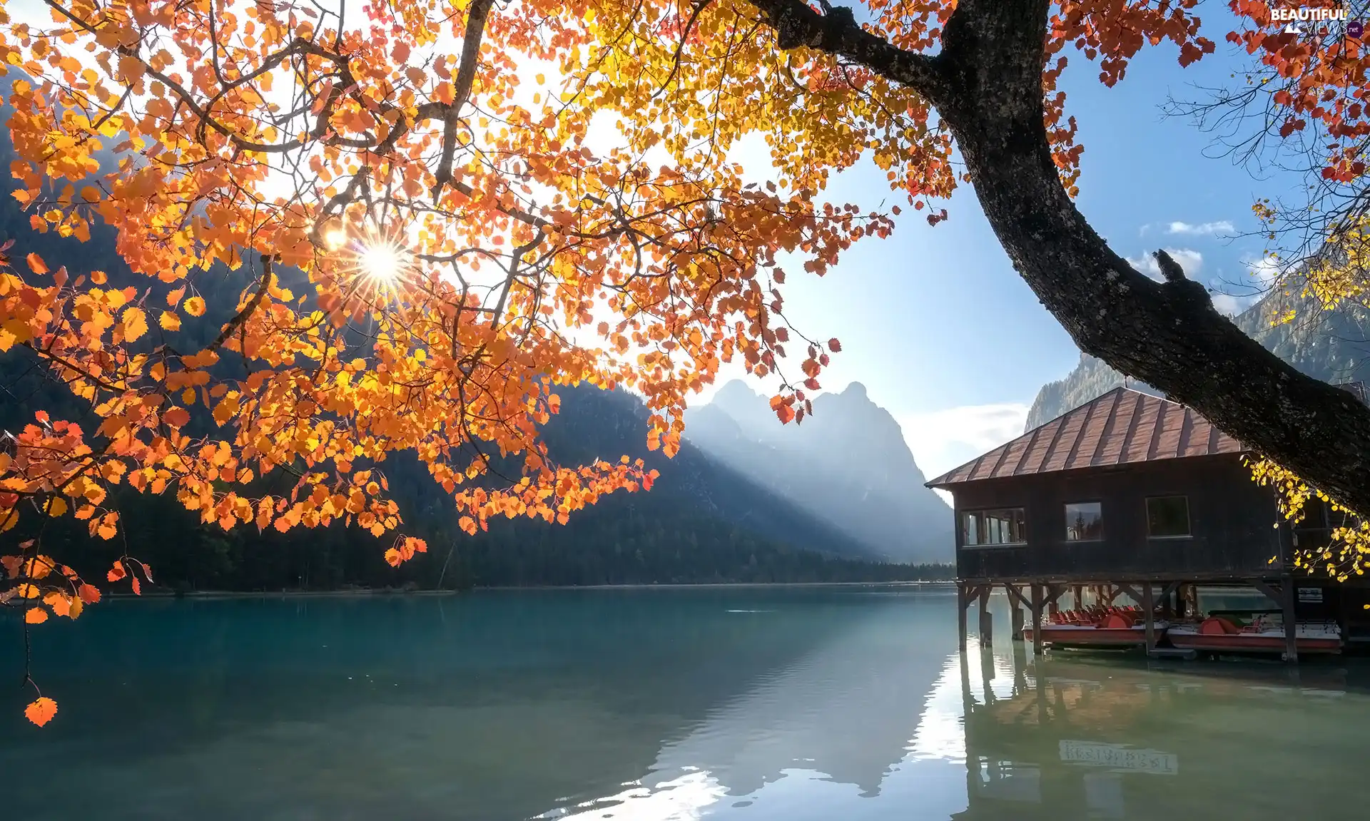 Harbour, boats, autumn, Mountains, rays of the Sun, Home, lake, trees