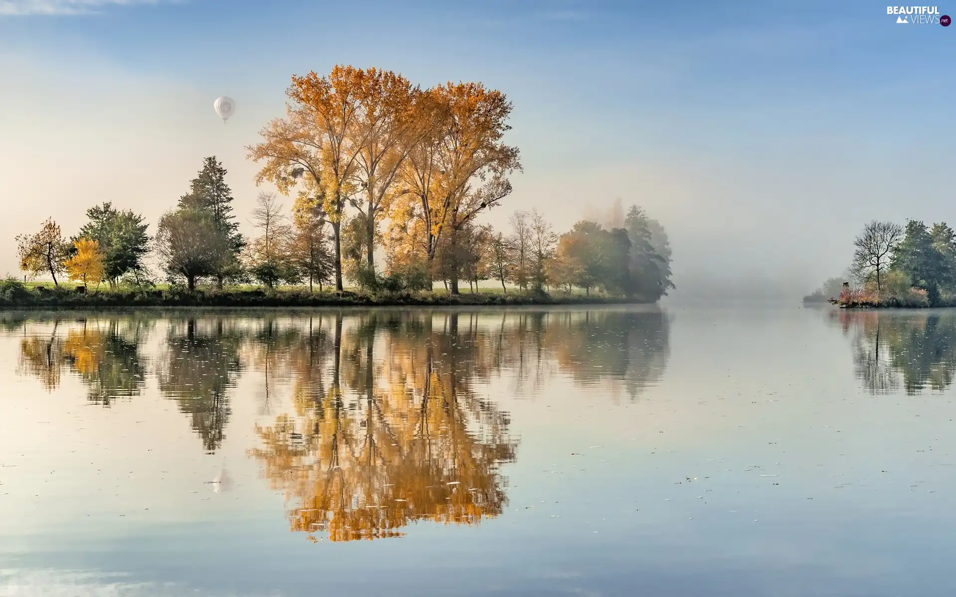 viewes, Fog, Balloon, trees, River, reflection, autumn