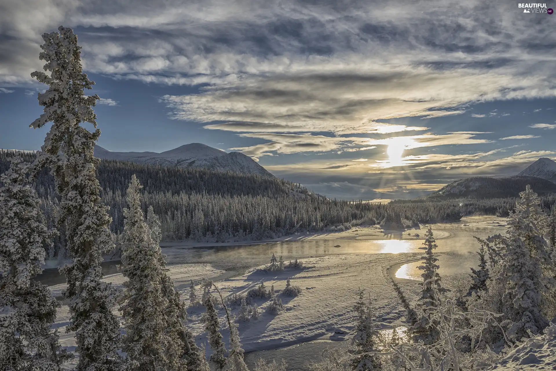 River, winter, forest, Mountains, clouds, rays of the Sun, viewes, snow, trees