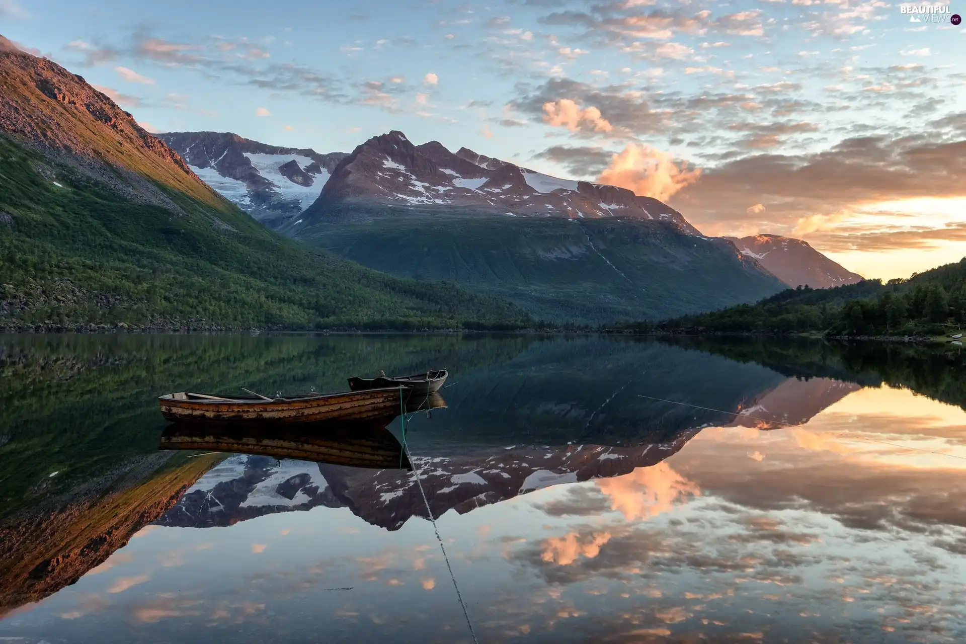 Innerdalen Park, Norway, Trollheimen Mountains, lake, viewes, Sunrise, woods, trees, boats