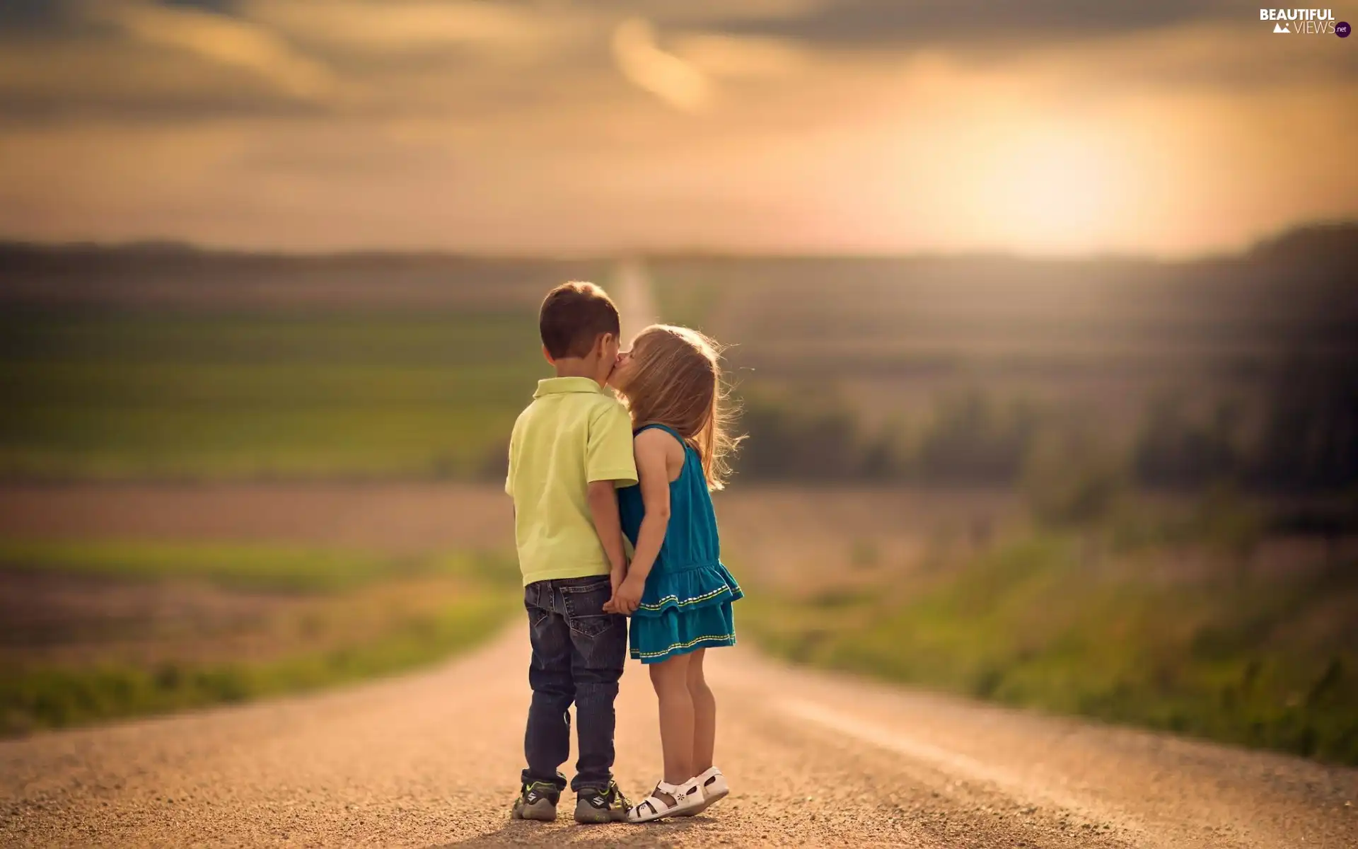 girl, Kids, Way, Field, Kiss, boy