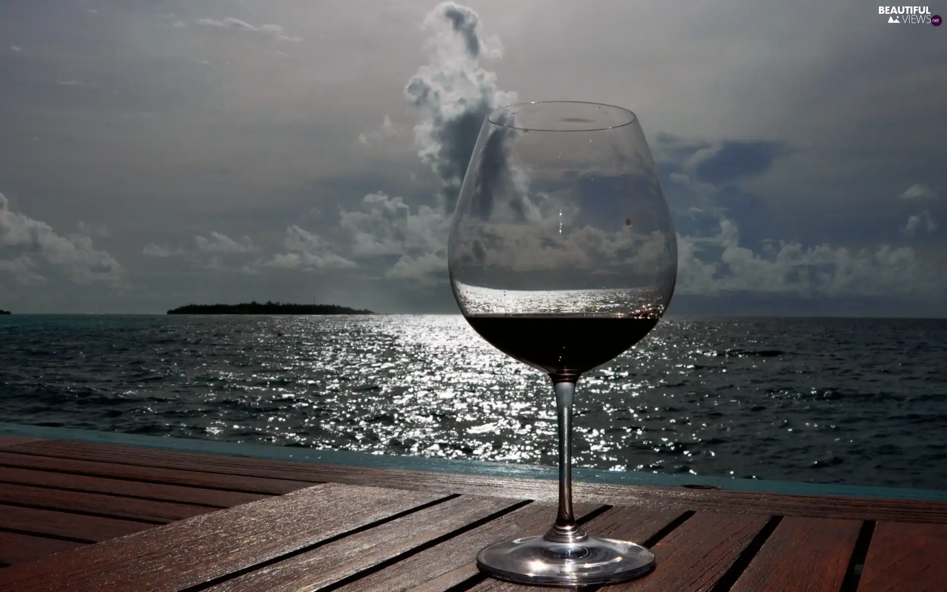 wine glass, Wines, sea, pier, cloudy